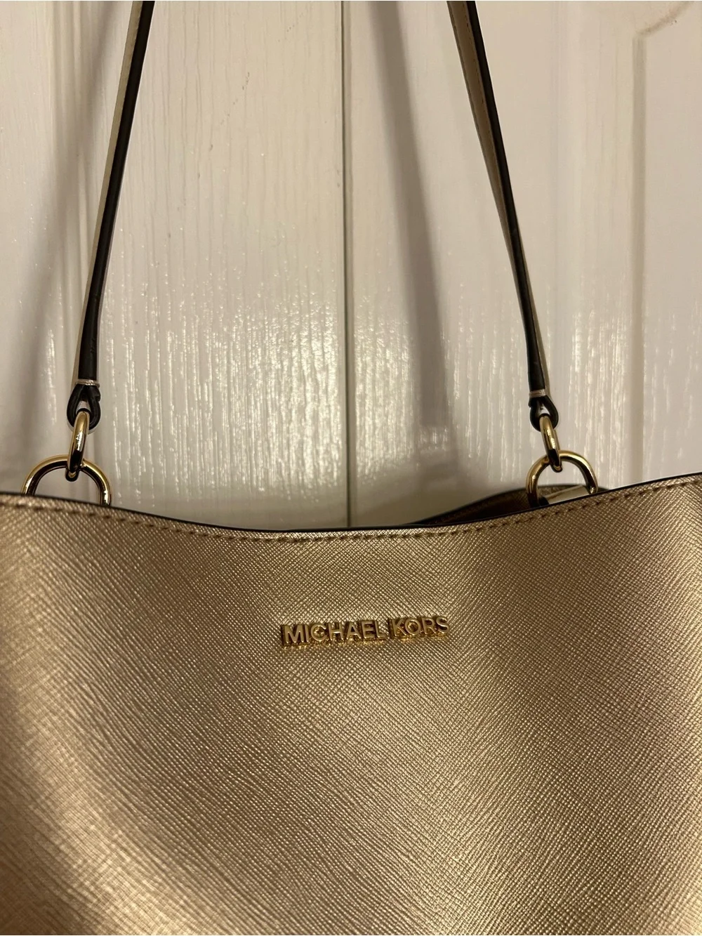 MICHAEL KORS Pale Gold Pratt Medium Shoulder Bag